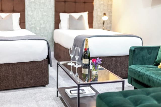 ホテル シェパーズ ブッシュ ロンドン-スタンダード 4 人部屋-16