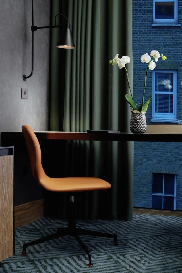 Hilton London Bankside-Guest Room-3