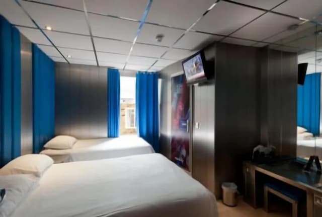 時尚酒店-客房 (Triple Styloroom)-1