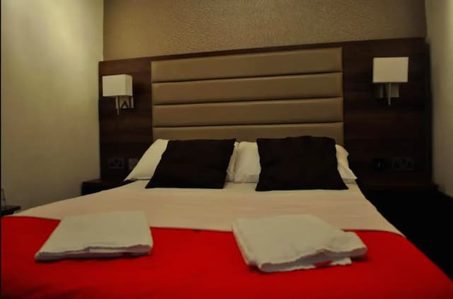 Goodwood Hotel-Executive Double Room, Private Bathroom-3