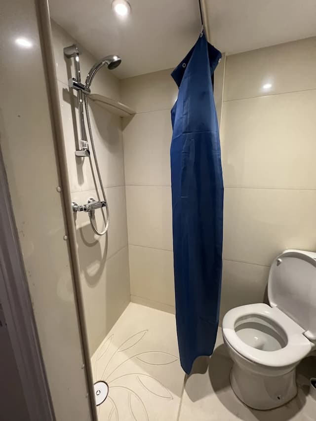 Goodwood Hotel-Single Room, Private Bathroom-3