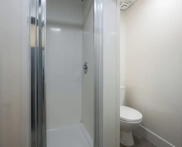 NX London Hostel-Bed in a Shared 6-bed Female Dormitory-4