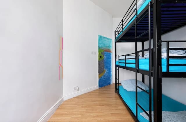 NX London Hostel-Triple Room-3