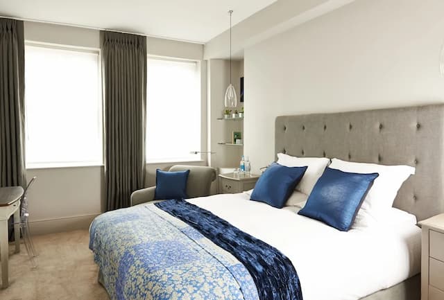 The Bull and The Hide-Junior Suite-2