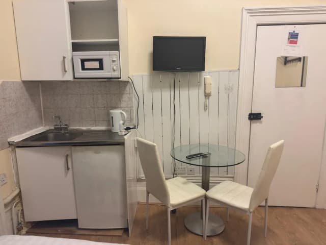 安瓦爾之家-三人房 (37 Collingaham Place)-23