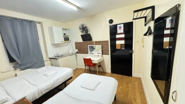 安瓦爾之家-三人房 (37 Collingaham Place)-4