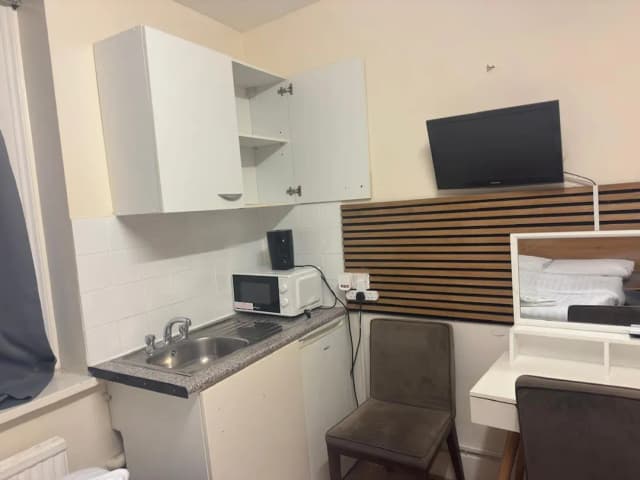 安瓦爾之家-三人房 (37 Collingaham Place)-25