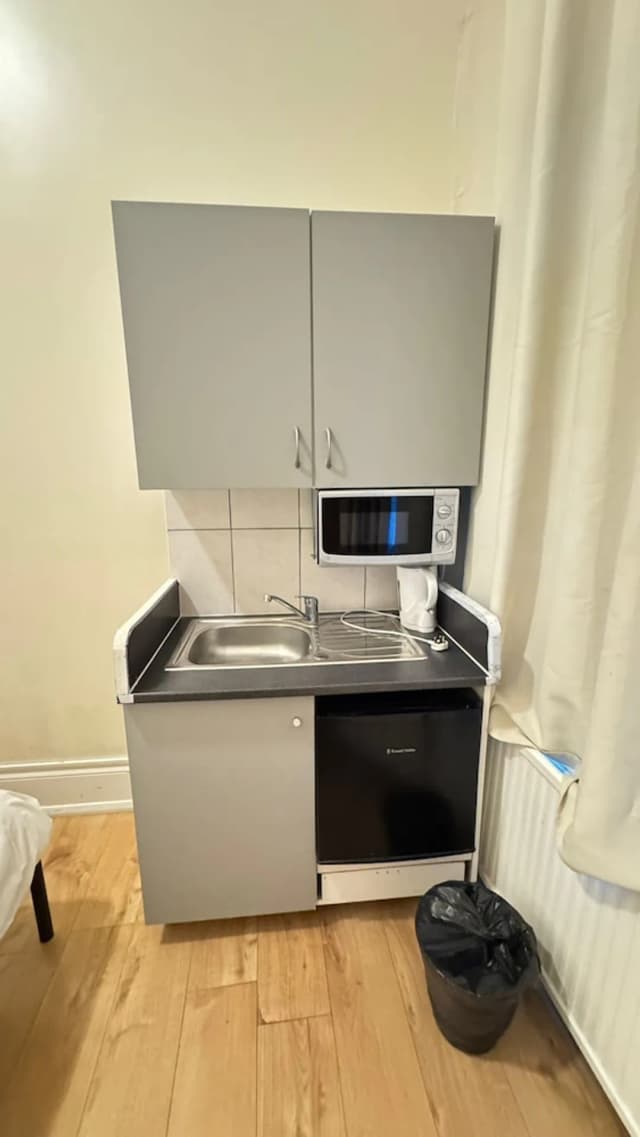 安瓦爾之家-三人房 (37 Collingaham Place)-10