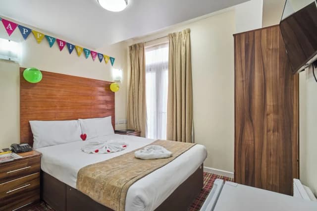 Lucky 8 Hotel-Superior Single Room-11