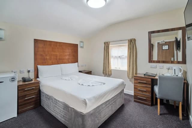 Lucky 8 Hotel-Superior Single Room-12