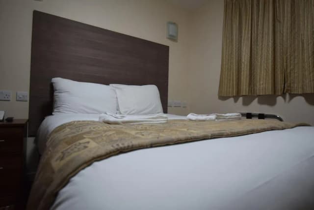 Lucky 8 Hotel-Superior Double Room-13