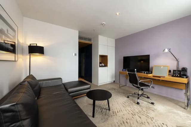 Apex City of London Hotel-Junior Suite-3