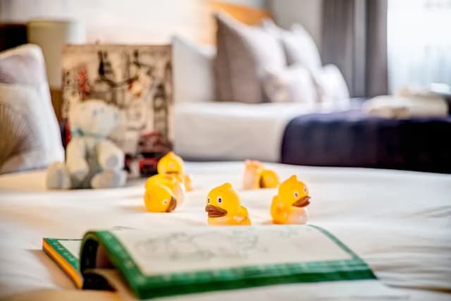 Apex City of London Hotel-Deluxe Room (Family)-2