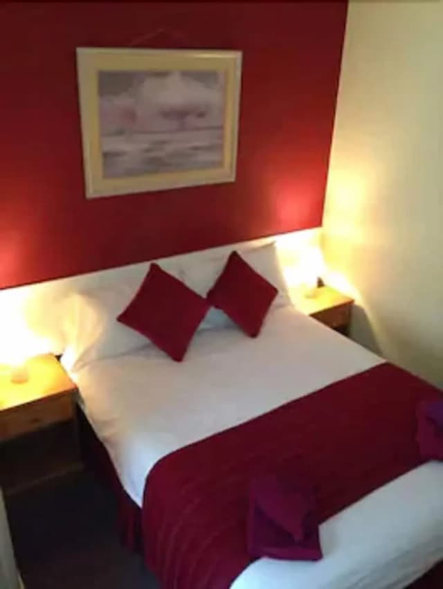 Abbey Lodge-Standard Quadruple Room, 1 Bedroom, Ensuite-2