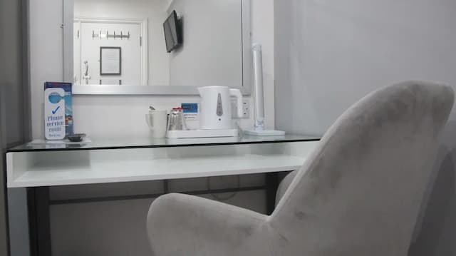 알함브라 호텔-스탠다드 더블룸, 앙스위트-8