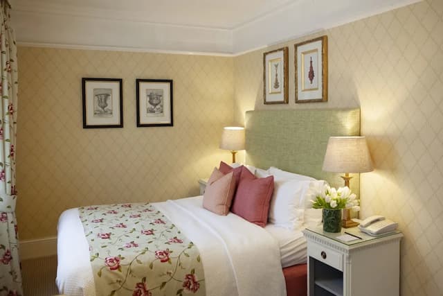 Durrants Hotel-Double Room-2