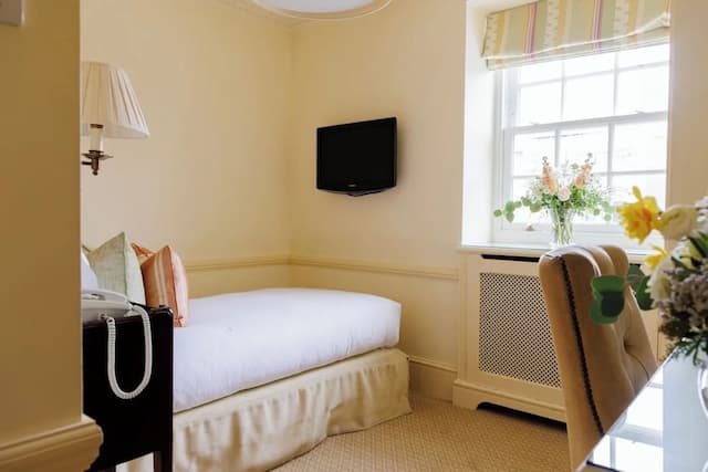 Durrants Hotel-Single Room-3