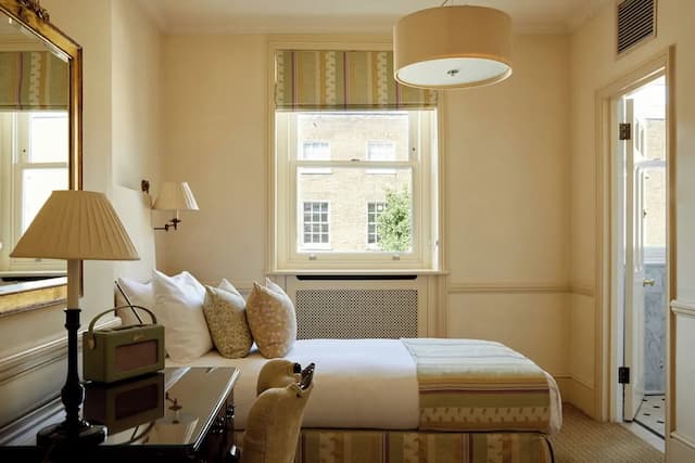 Durrants Hotel-Single Room-1