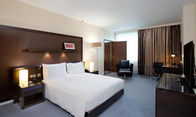 힐튼 런던 카나리 와프-더블룸-1