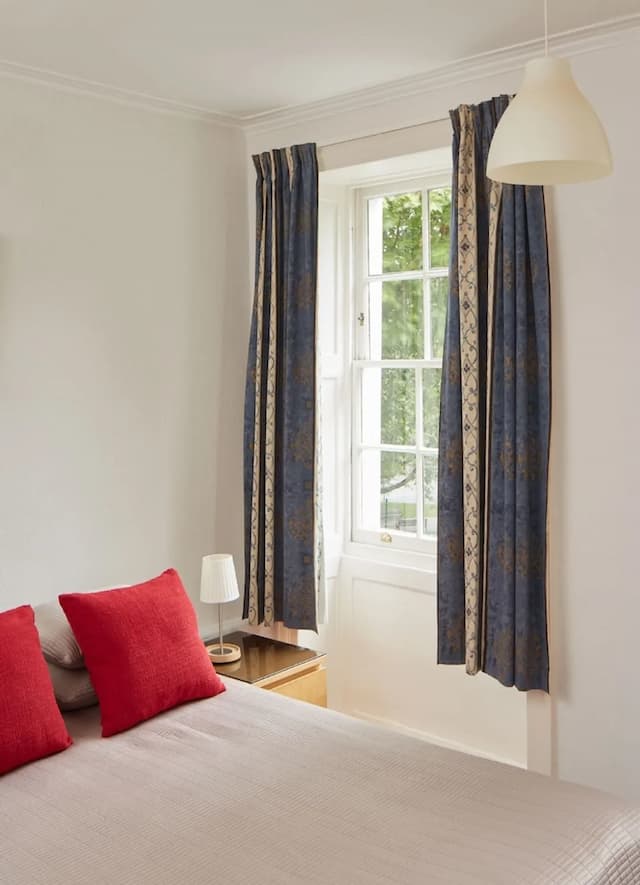 Euro Hotel-Double Room, Ensuite-4