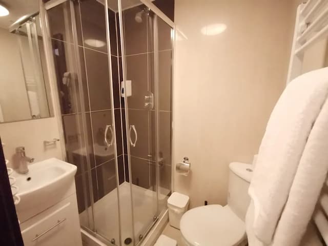 The Royale Chulan Hyde Park-Standard Double Room-29