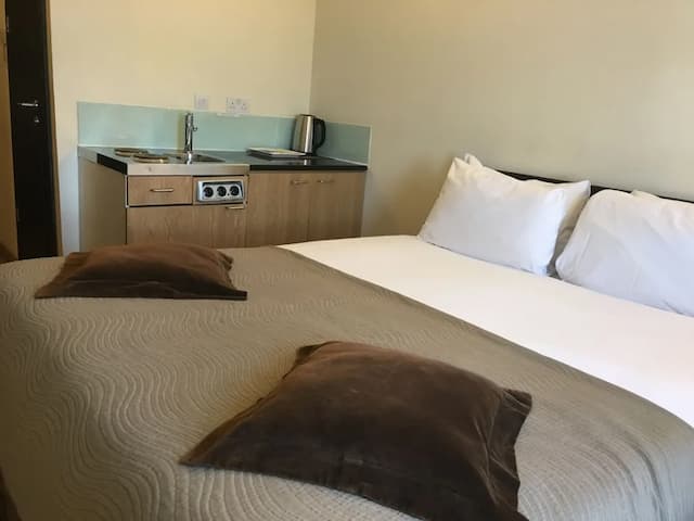 The Royale Chulan Hyde Park-Standard Double Room-5