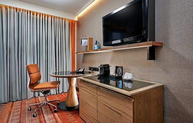 倫敦塔橋希爾頓飯店-豪華雙床房 (Plus)-3