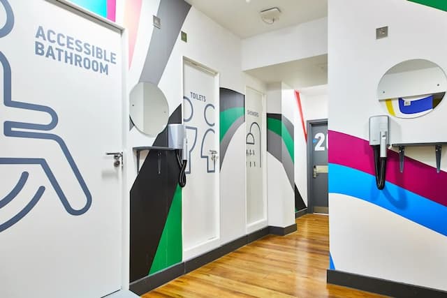 St Christopher's Village, London Bridge - Hostel-Bed in 10 Bed Dorm with Shared Bathroom-8