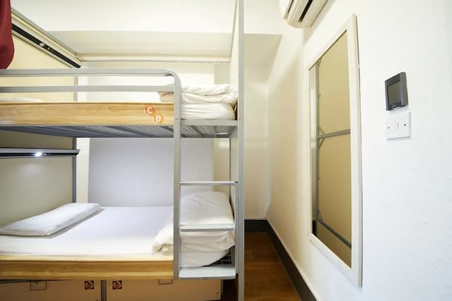 St Christopher's Village, London Bridge - Hostel-Bed in 4 Bed Dorm with Private Bathroom-2