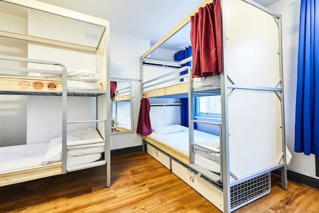 St Christopher's Village, London Bridge - Hostel-Bed in 6 Bed Dorm with Shared Bathroom-1