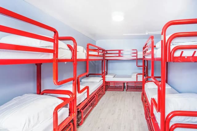 Astor Victoria Hostel - Adults Only-8 Bed Dorm Female Shared Bathroom-1