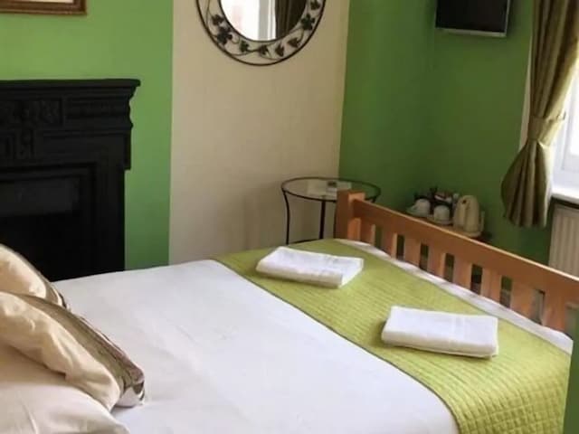 The Kings Arms-Double Room, Ensuite-1