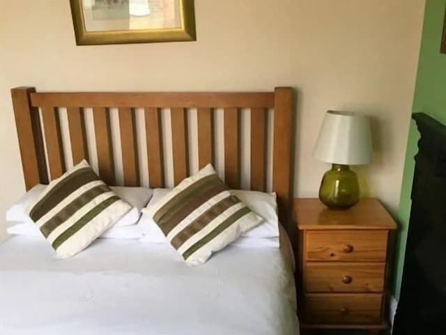 The Kings Arms-Double Room, Ensuite-2