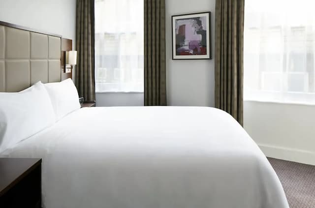 特拉法加廣場豪華飯店-經典客房-1