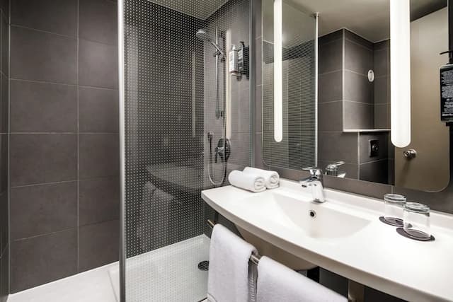 イビス ロンドン グリニッジ-ツインルーム (Sweet Room by Ibis)-11