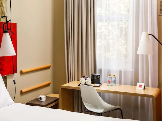 イビス ロンドン グリニッジ-ツインルーム (Sweet Room by Ibis)-9