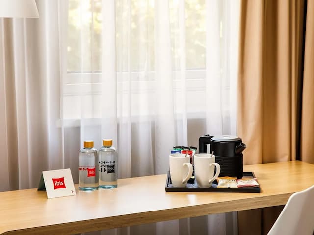 イビス ロンドン グリニッジ-ダブルルーム (Sweet Room by Ibis)-9