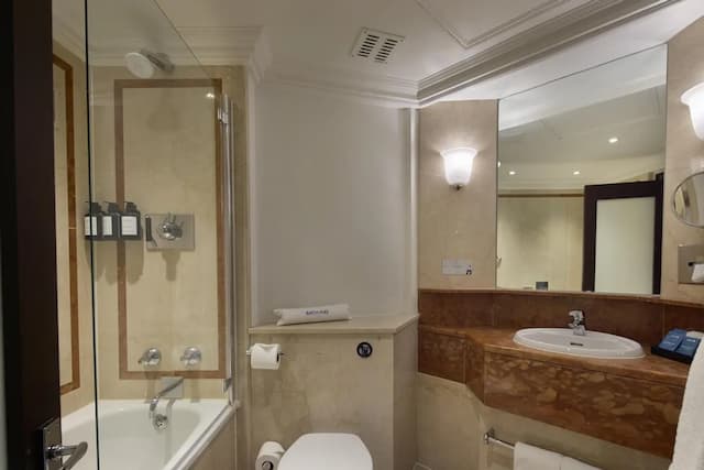 倫敦漢普郡愛德華麗笙藍標酒店-標準客房-8