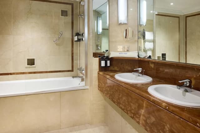 倫敦漢普郡愛德華麗笙藍標酒店-套房, 1 間臥室 (View of the Square)-12