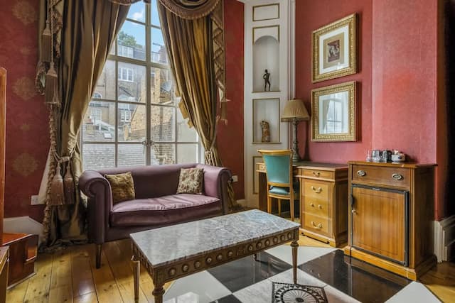 奢華精品飯店-精選套房-2