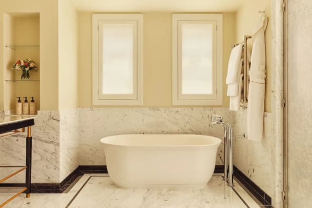 梅寶尼克拉裡奇飯店-套房, 露台, 邊間-5