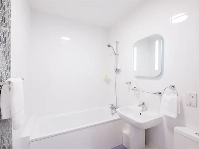 シグネチャー ホテル ロンドン-ダブルルーム エンスイート-2