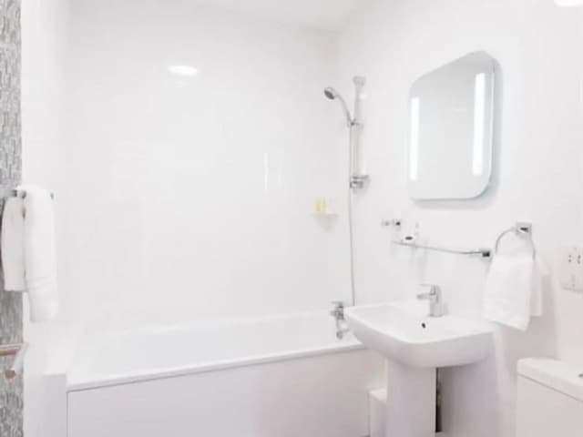 シグネチャー ホテル ロンドン-シングルルーム エンスイート-2