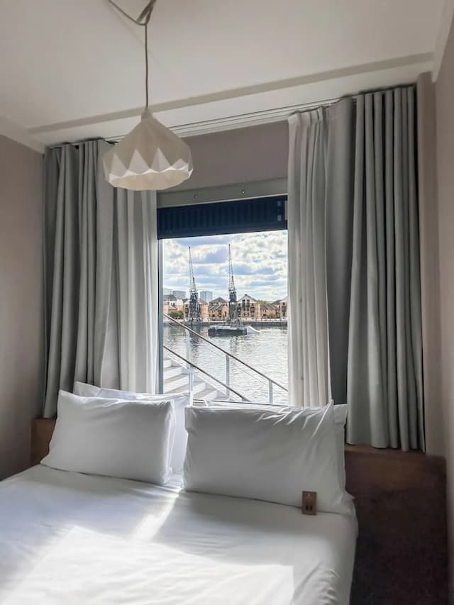 Good Hotel London-Good Room with Water view-7