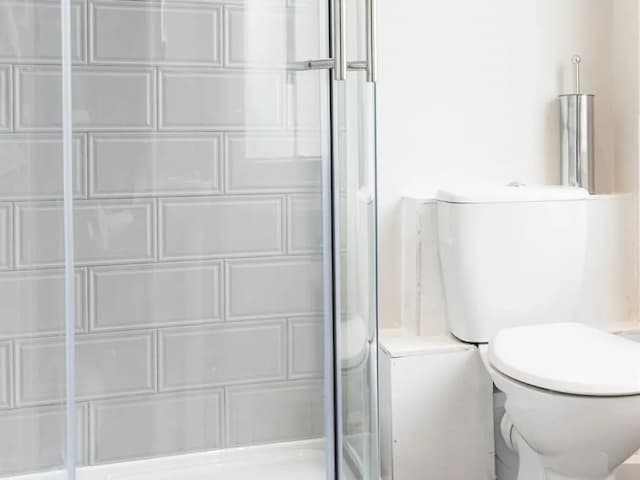 Summerfield Pub & Boutique Rooms-Premium Double Room, Ensuite-5