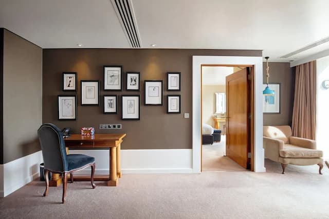 The Chelsea Harbour Hotel and Spa-Savile Penthouse Suite-11