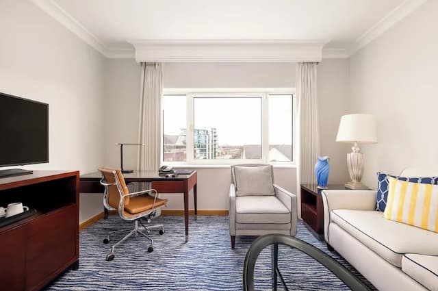 The Chelsea Harbour Hotel and Spa-Chelsea Suite Twin-8