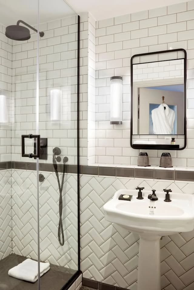 萊斯特廣場勝利之家-高級雙人房-4