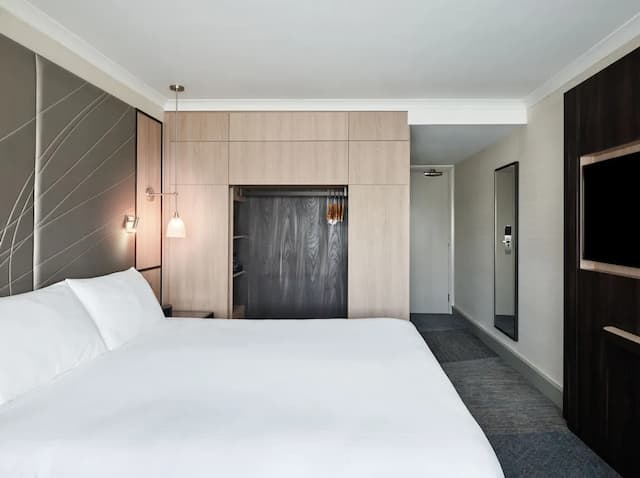 倫敦希斯洛機場凱悅嘉軒飯店-客房, 1 張特大雙人床 (Airport View)-2