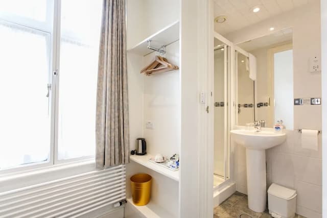 Jesmond Hotel-Single Room, Ensuite-2